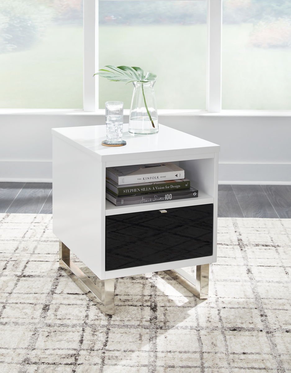 Gardoni - Chair Side End Table - White / Black - Image 3