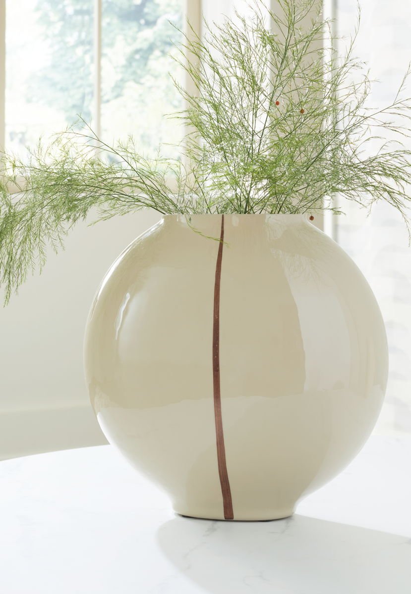 Sheabourne - Vase - Image 2
