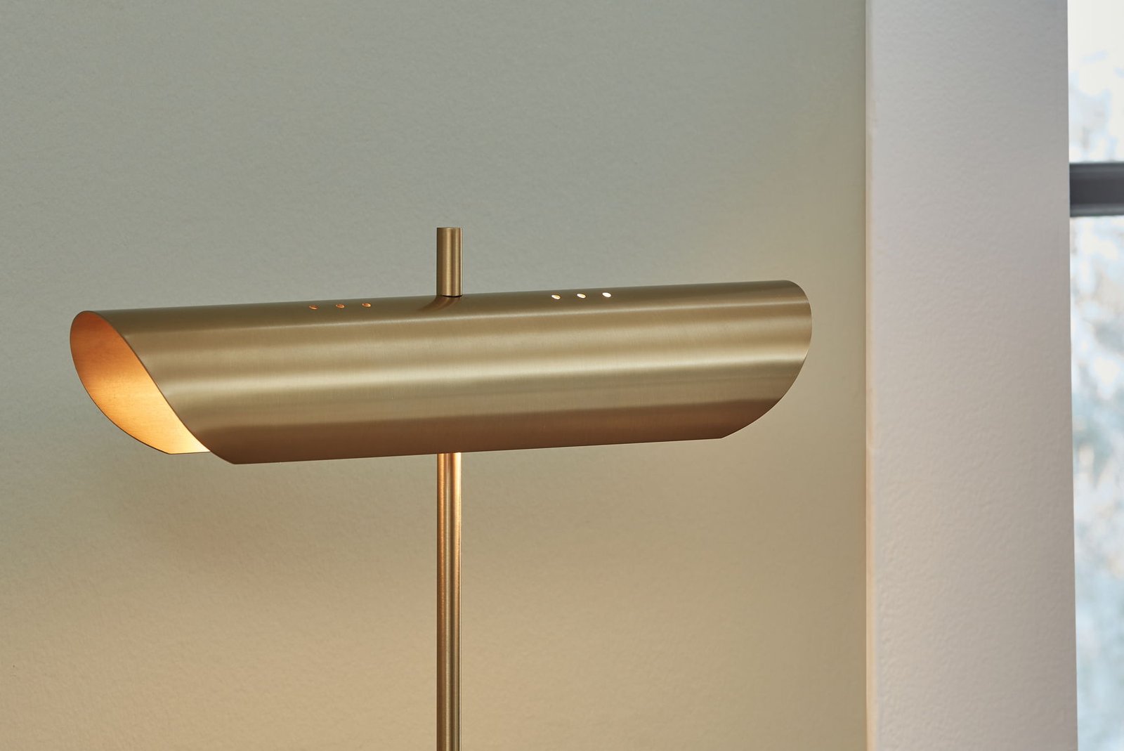 Rowleigh - Marble Desk Lamp - Gold Finish / White - Image 3