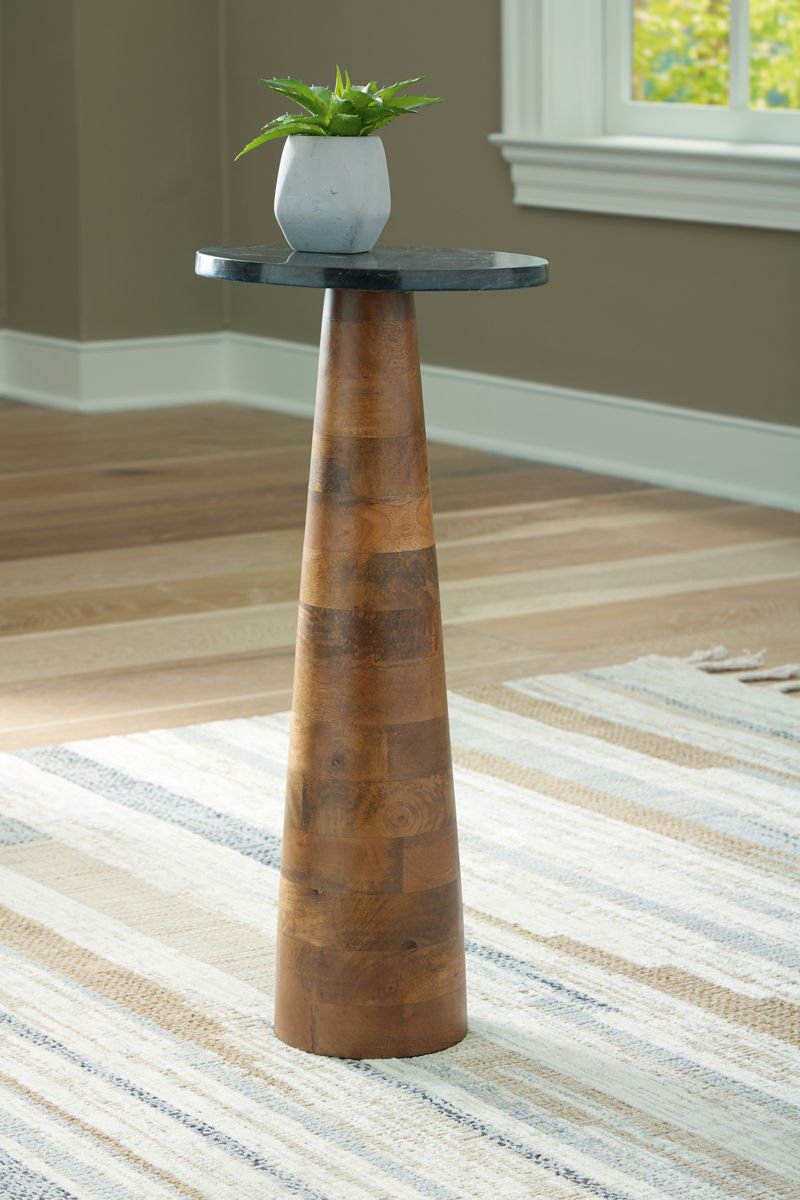 Quinndon - Accent Table - Brown / Black - Image 4