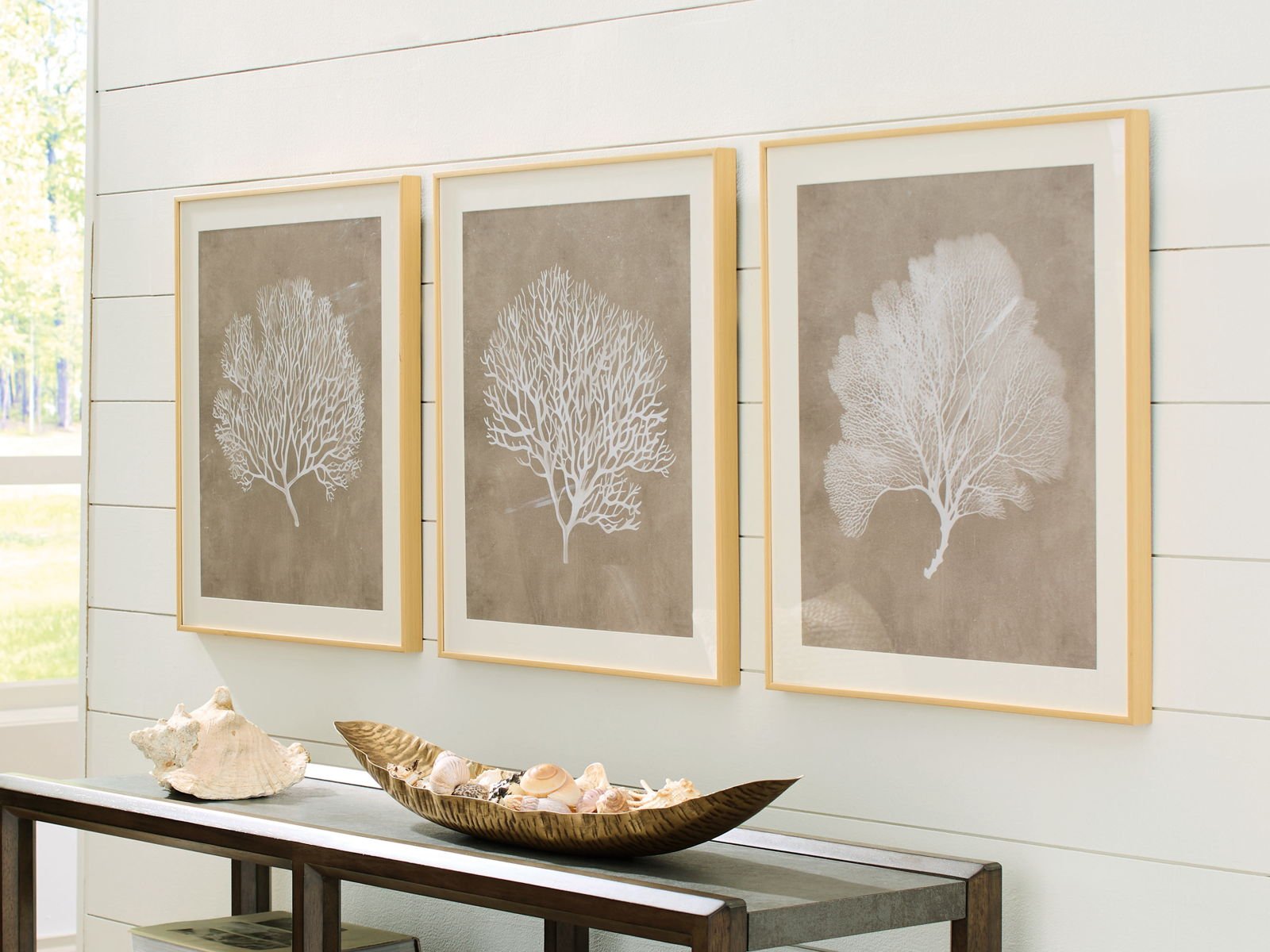 Hendridge - Wall Art Set (Set of 3) - Taupe / White - Image 4