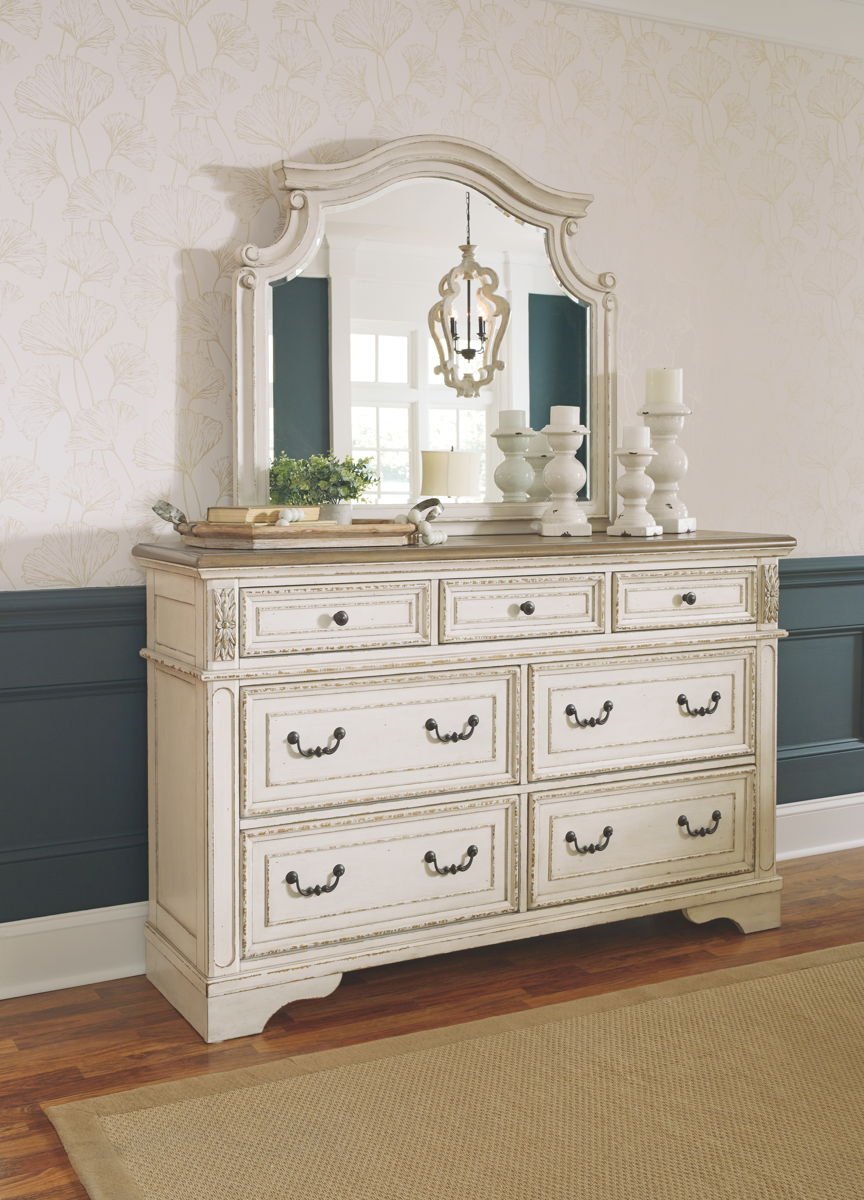 Realyn - Bedroom Sleigh Bed Set - Image 8