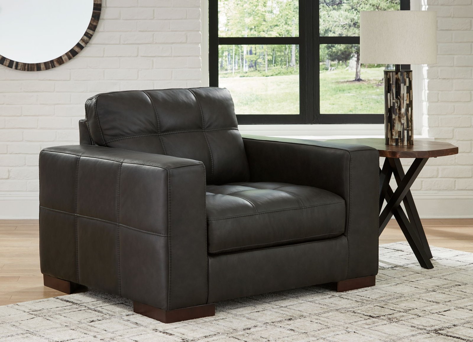 Luigi - Chair And A Half - Thunder - Image 2