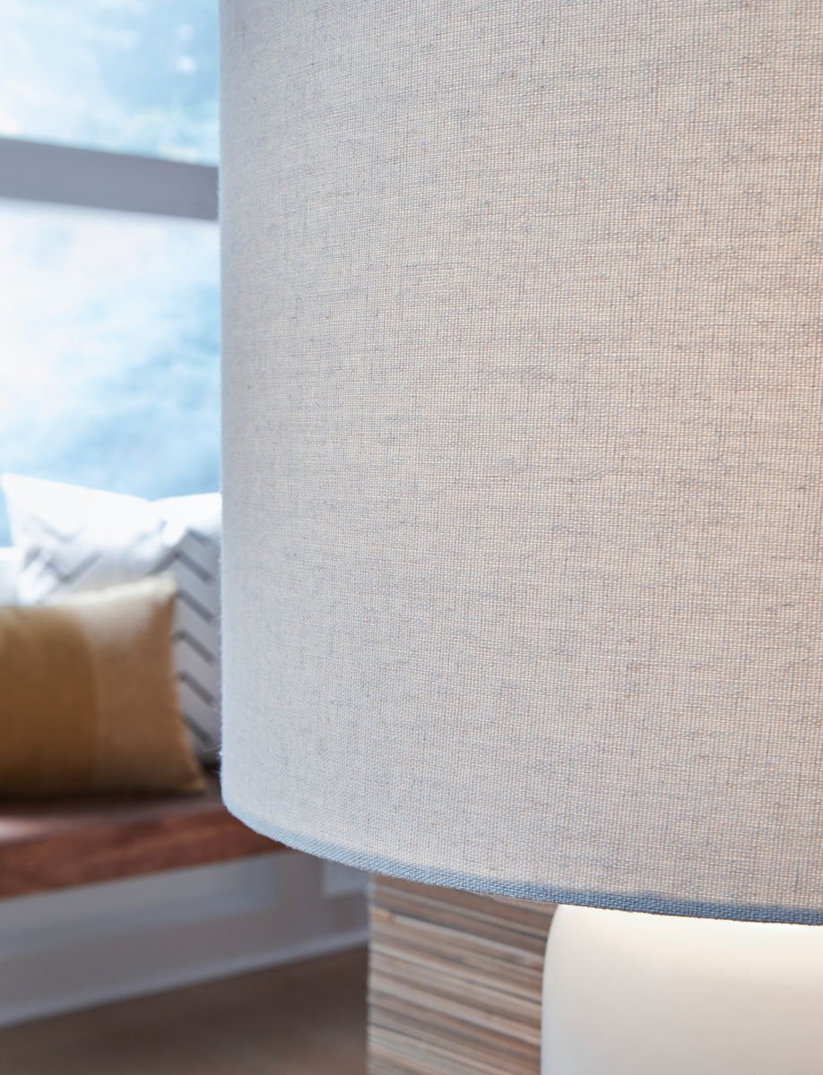 Lemrich - Ceramic Table Lamp - White - Image 2