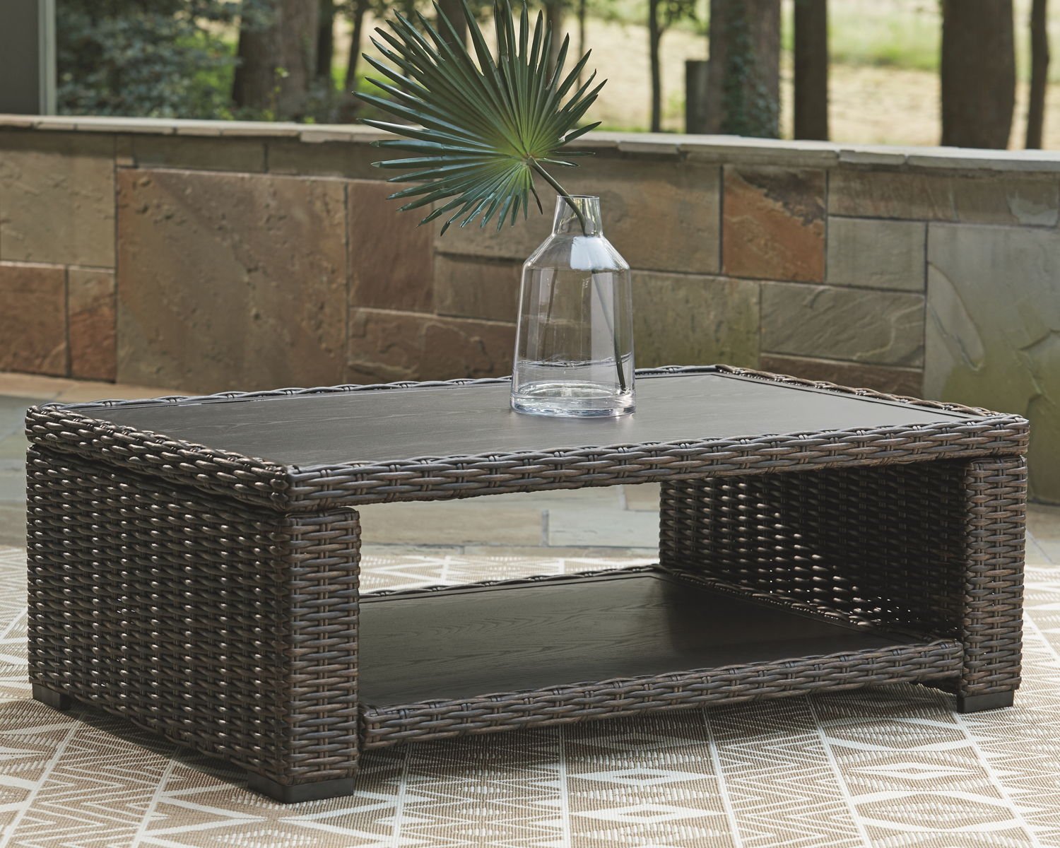 Grasson Lane - Rectangular Cocktail Table - Brown - Image 4