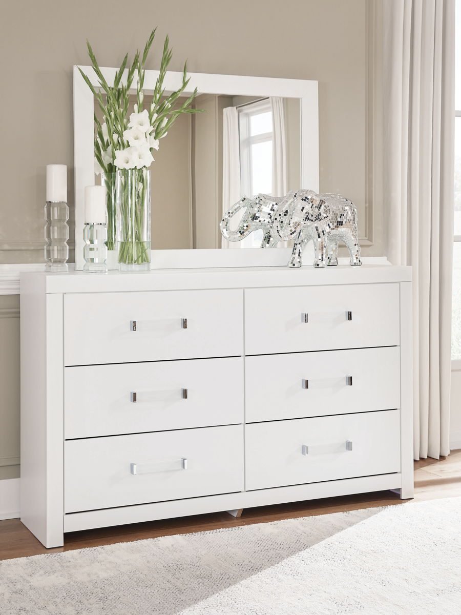 Maeling - Six Drawer Dresser - Image 10