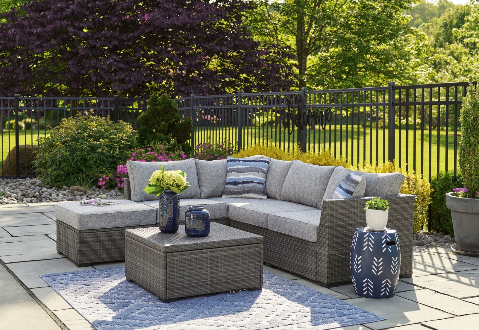 Petal Road - Loveseat Sectional, Ottoman, Table Set (Set of 4) - Gray - Image 4