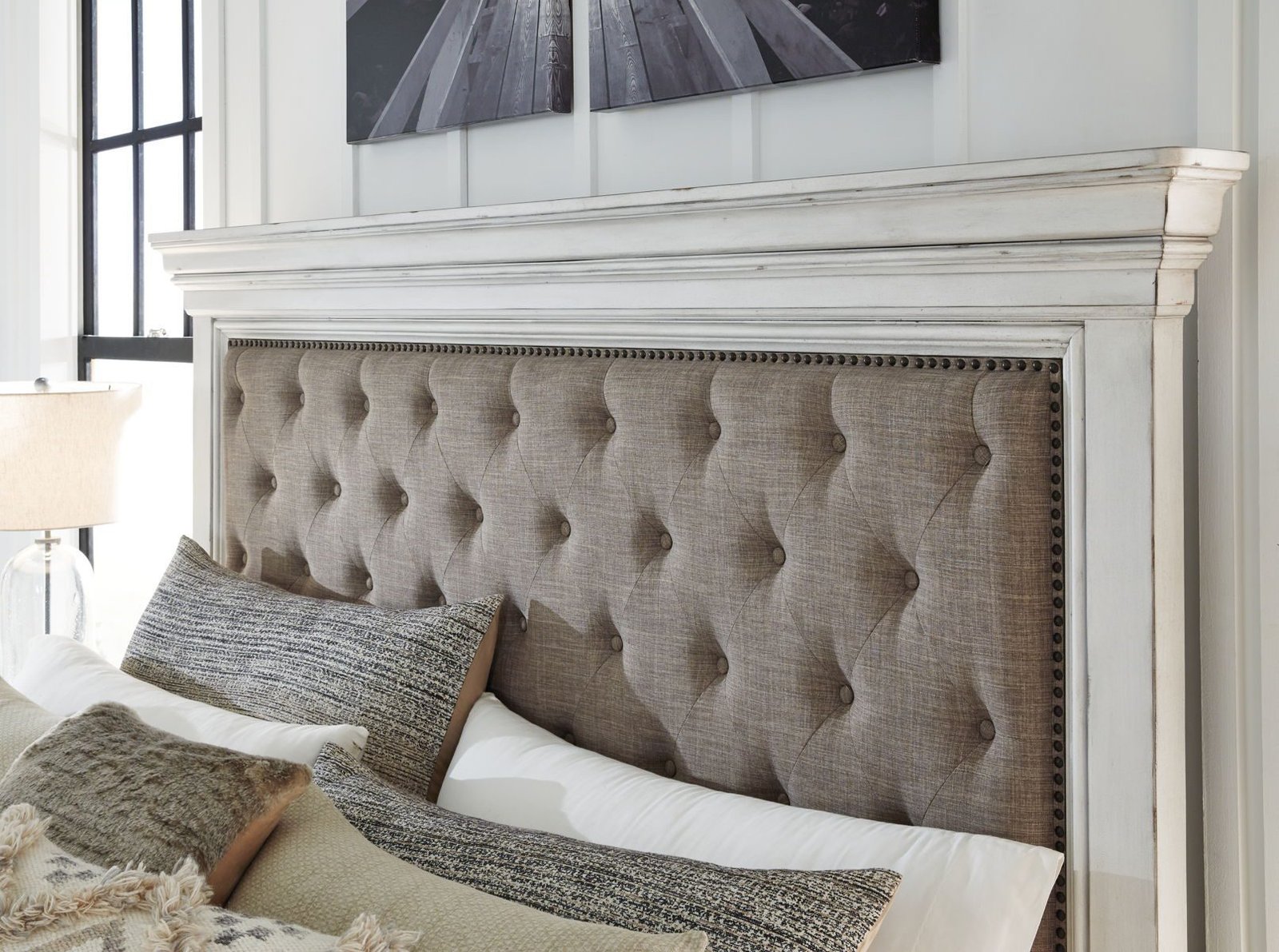 Kanwyn - Upholstered Panel Bed - Image 8