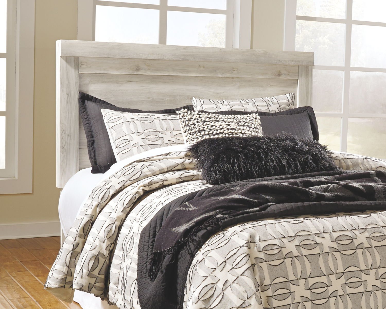 Bellaby - Panel Headboard With Bolt On Metal Frame - Image 3