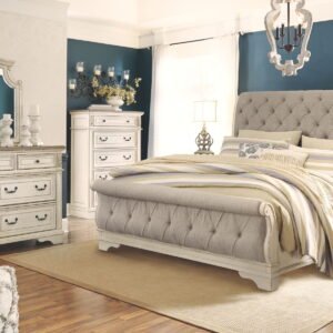 Realyn - Bedroom Sleigh Bed Set