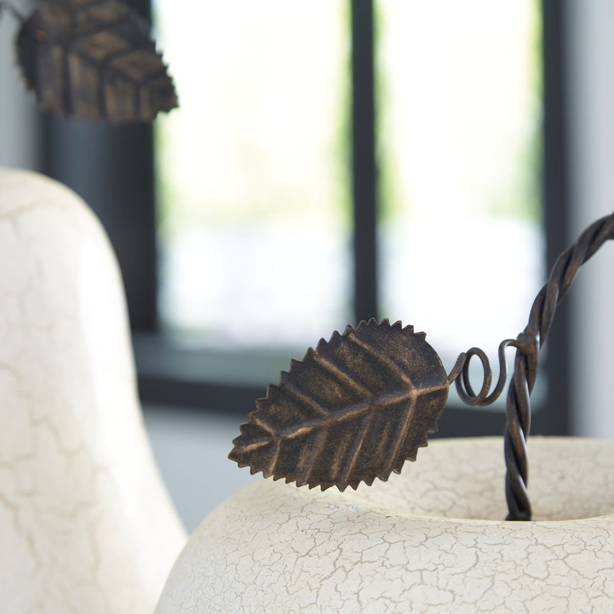 Bidelia - Sculpture Set (Set of 2) - Antique White - Image 3