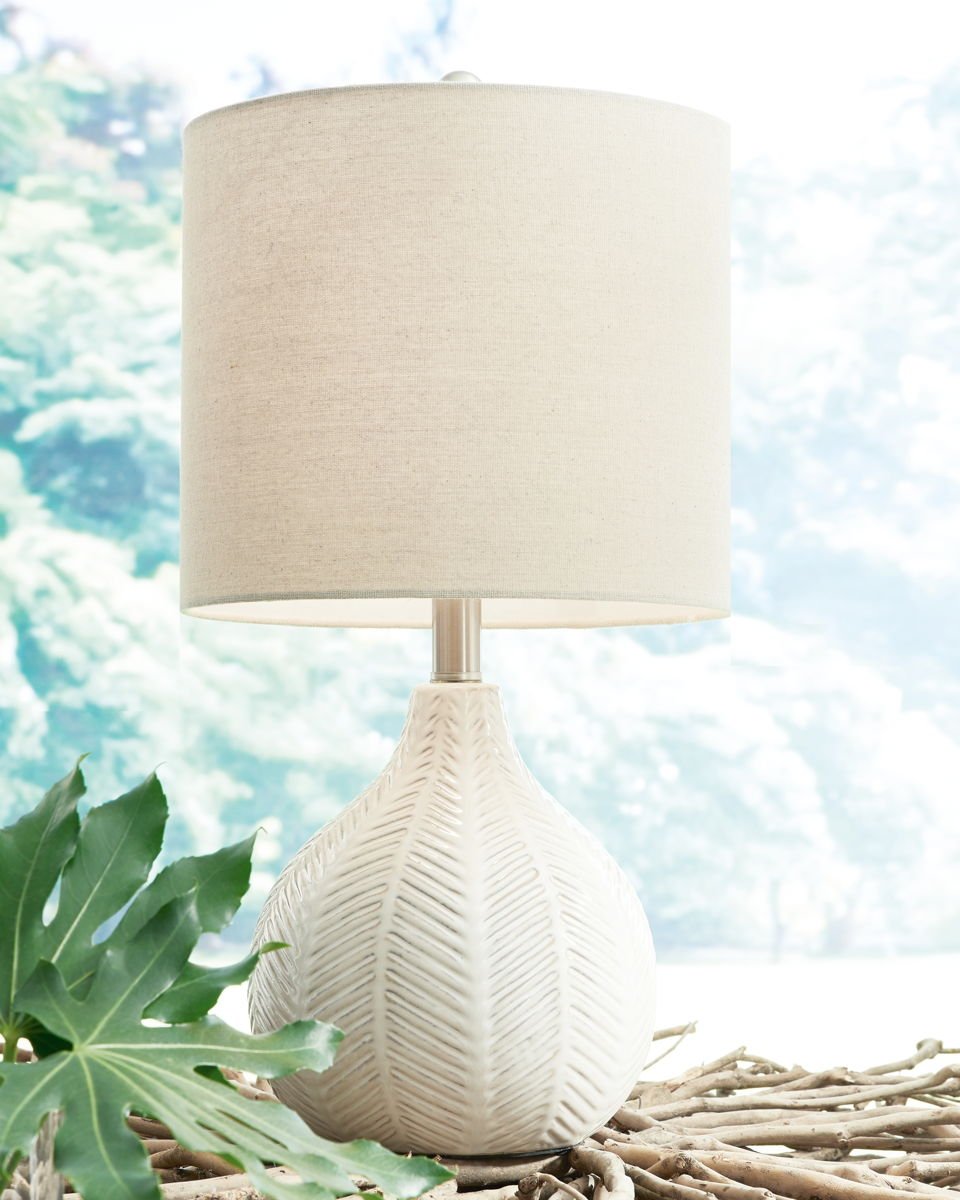 Rainermen - Ceramic Table Lamp - Off White - Image 2