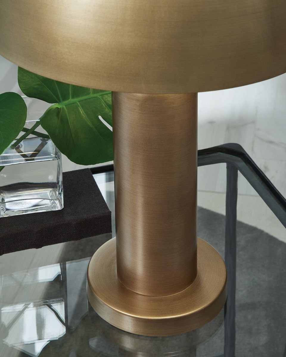 Wendfield - Metal Lamp - Image 11