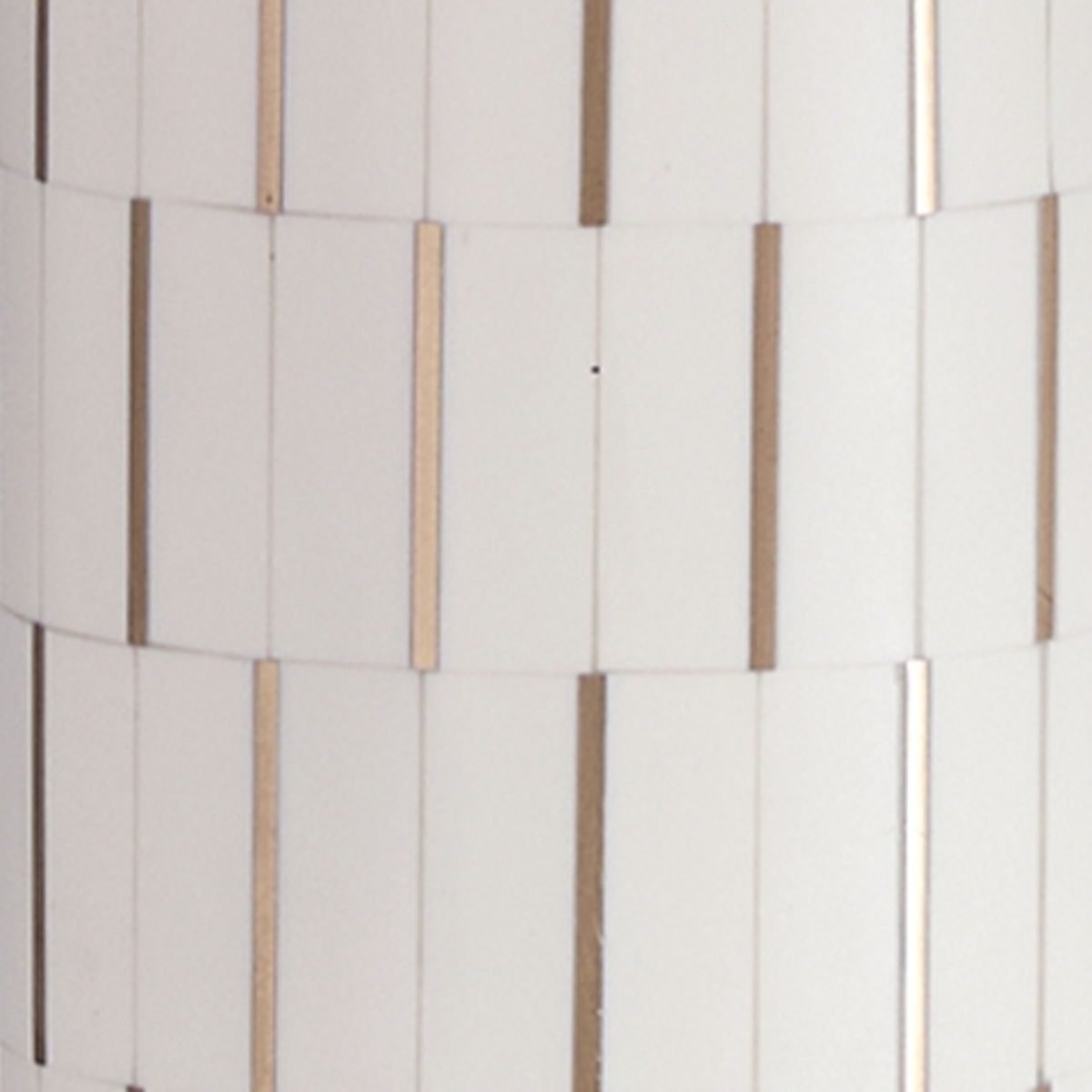 Faridworth - Poly Table Lamp - White / Gold Finish - Image 3