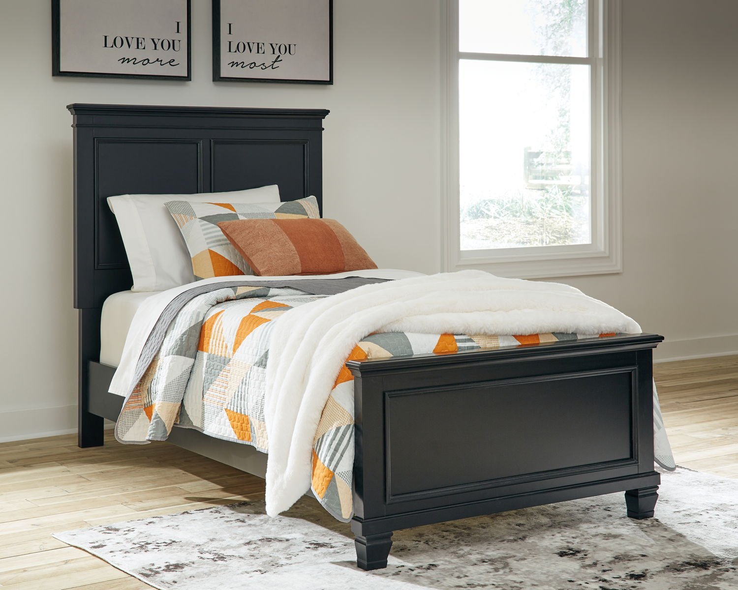 Lanolee - Panel Bed - Image 12