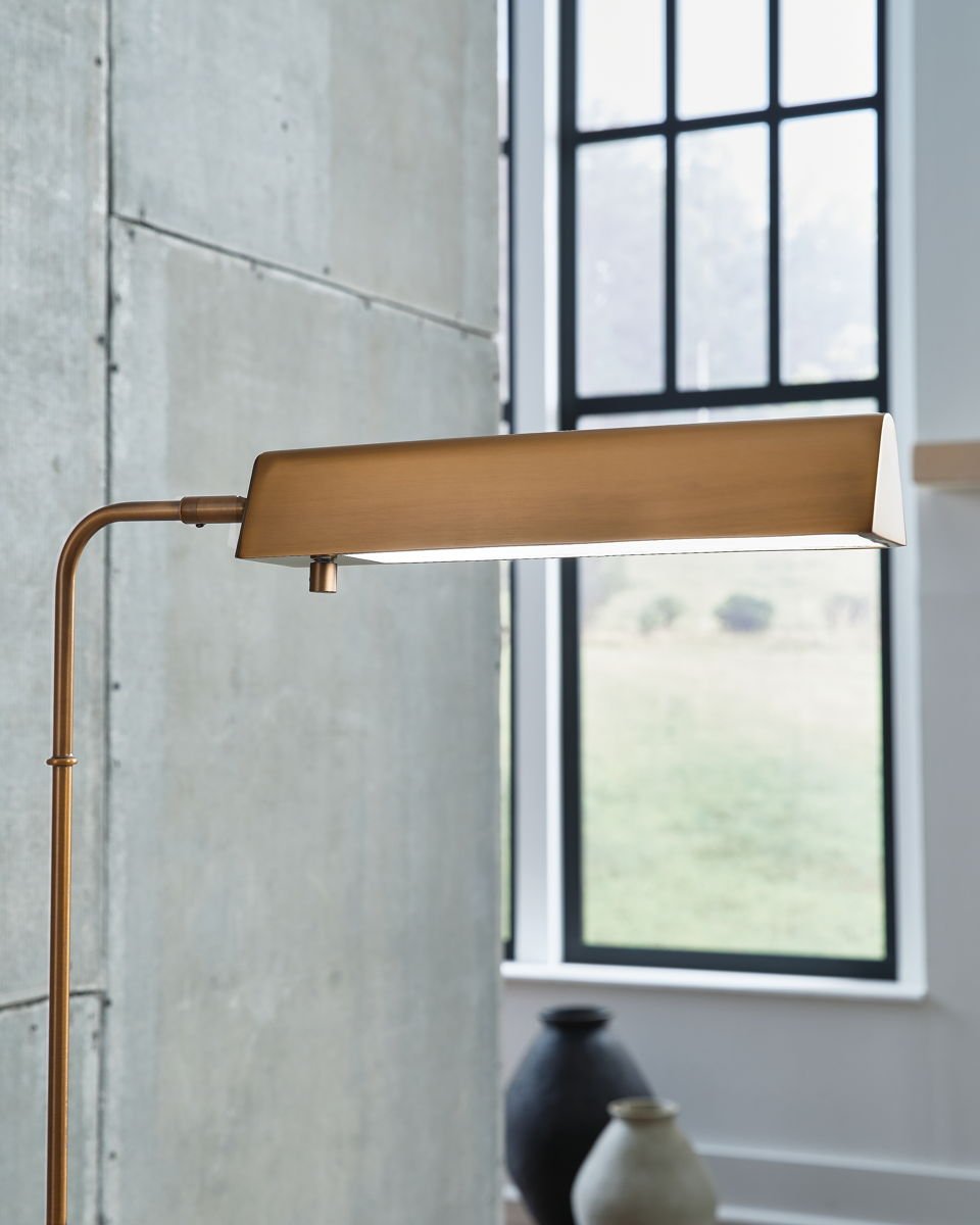 Yafe - Metal Lamp - Image 3