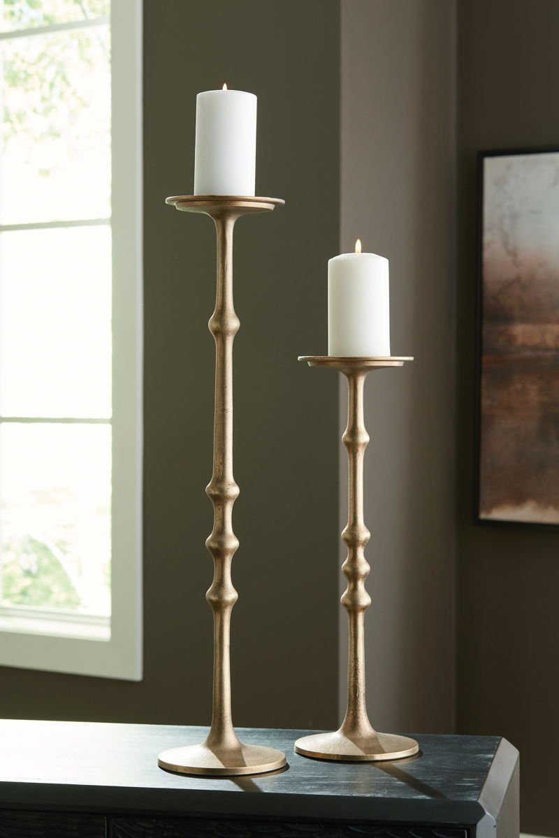 Larwick - Candle Holder Set (Set of 2) - Antique Brass Finish - Image 3