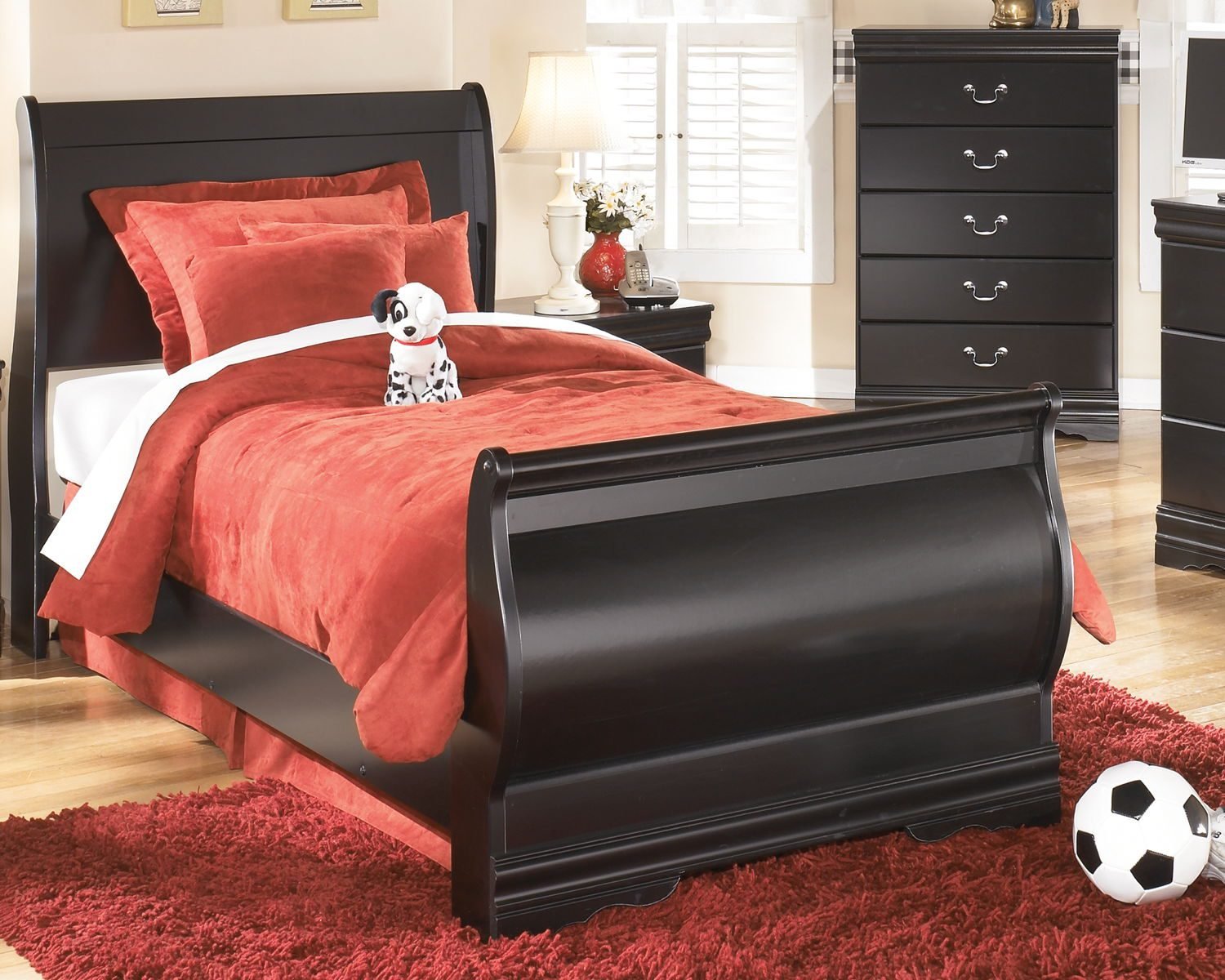 Huey Vineyard - Sleigh Bed - Image 4