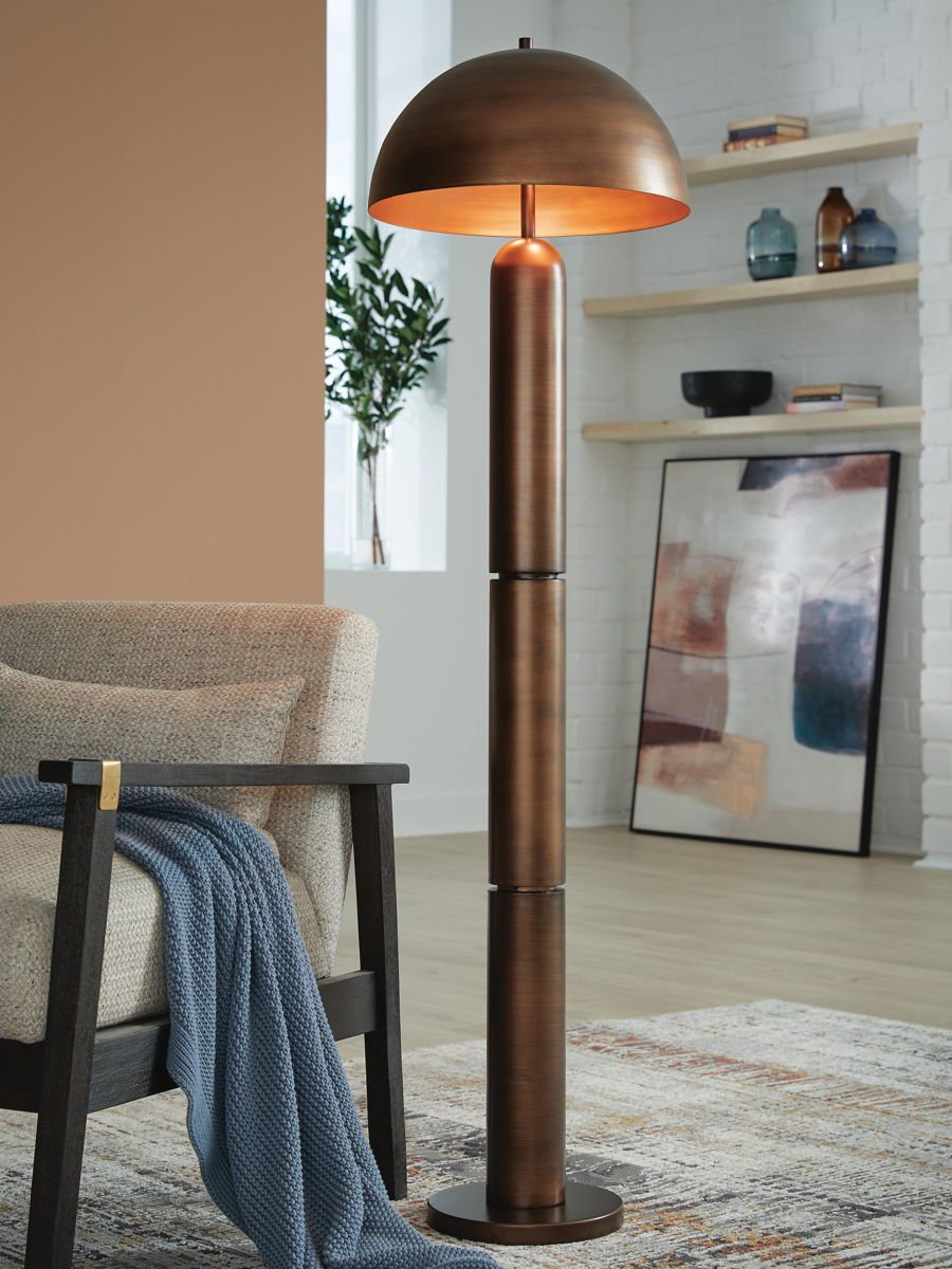 Wendfield - Metal Lamp - Image 7