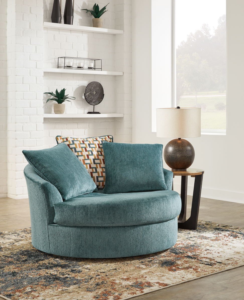 Laylabrook - Oversized Swivel Accent Chair - Image 3