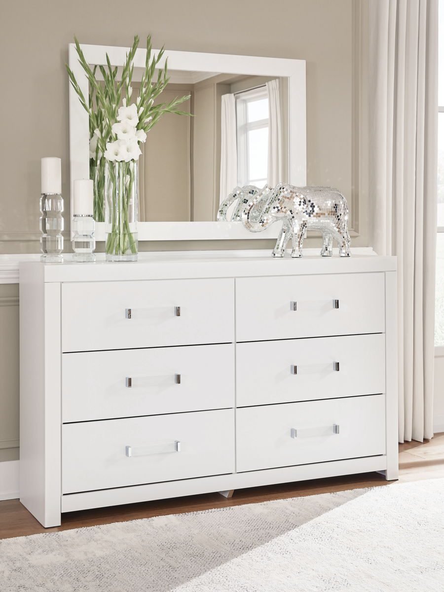 Maeling - Six Drawer Dresser - Image 6