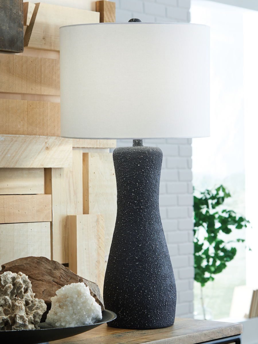 Maykins - Metal Table Lamp - Black - Image 2