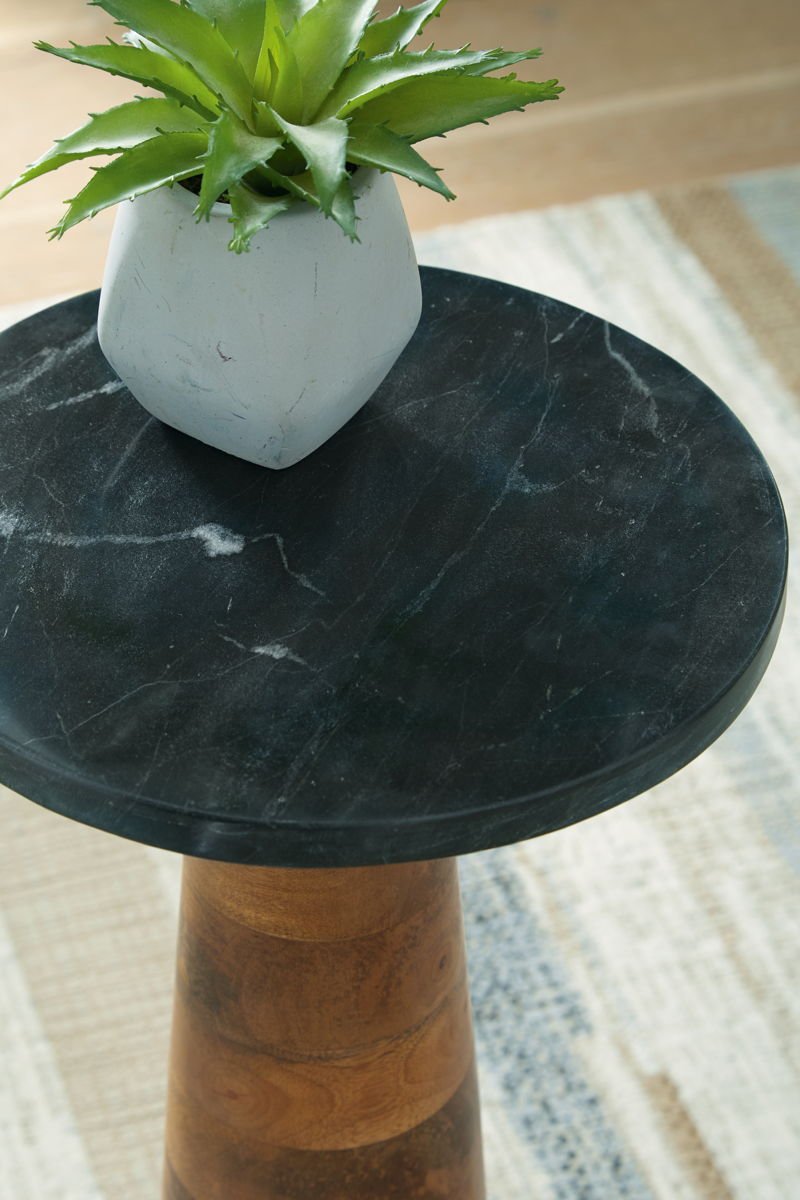 Quinndon - Accent Table - Brown / Black - Image 3