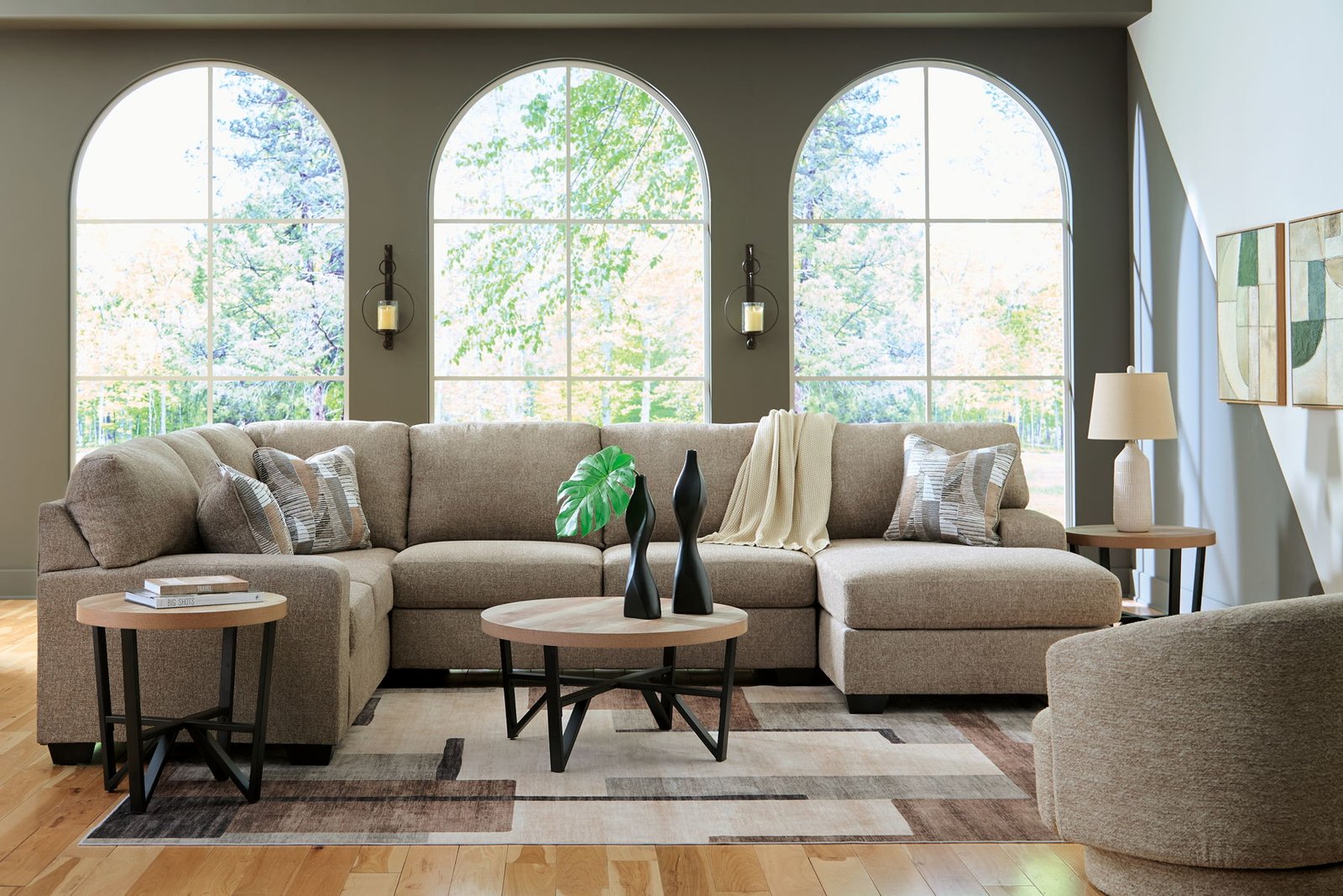 Newellen - Sectional - Image 5