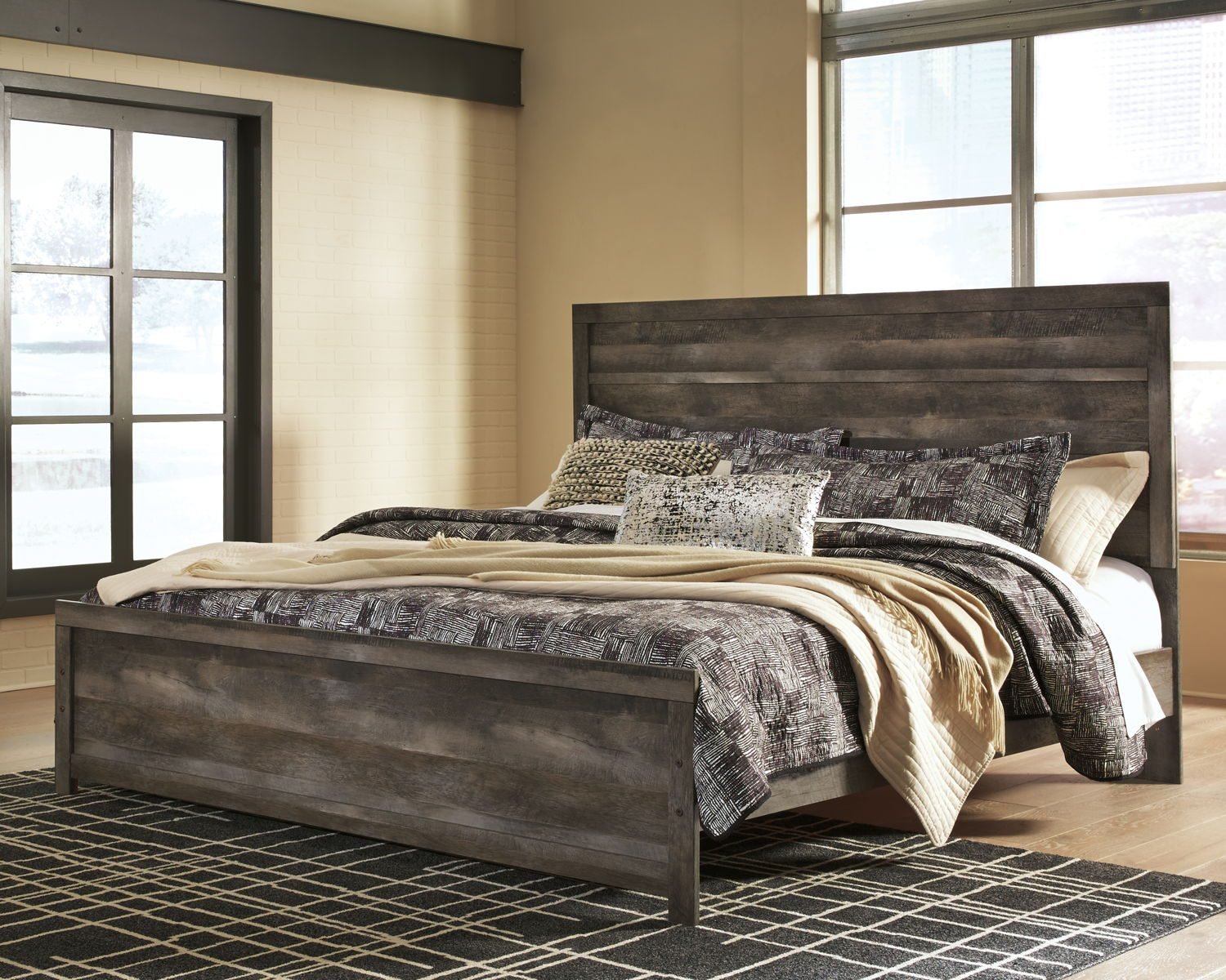 Wynnlow - Panel Bed - Image 6