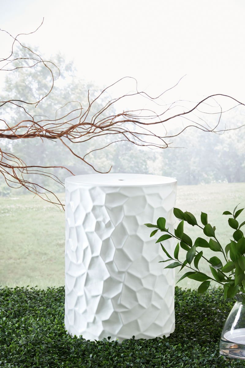 Jungrove - Stool - White - Image 4