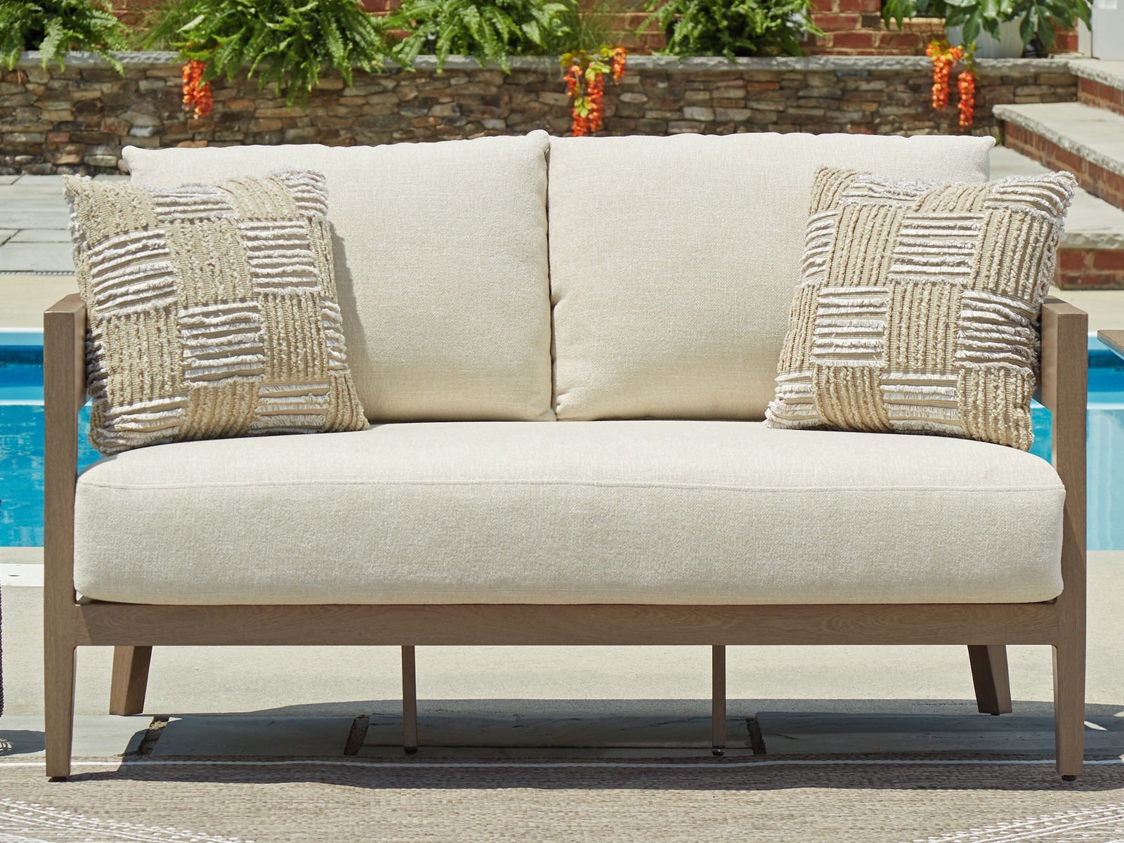Serene Bay - Loveseat With Cushion - Dark Brown / White - Image 2