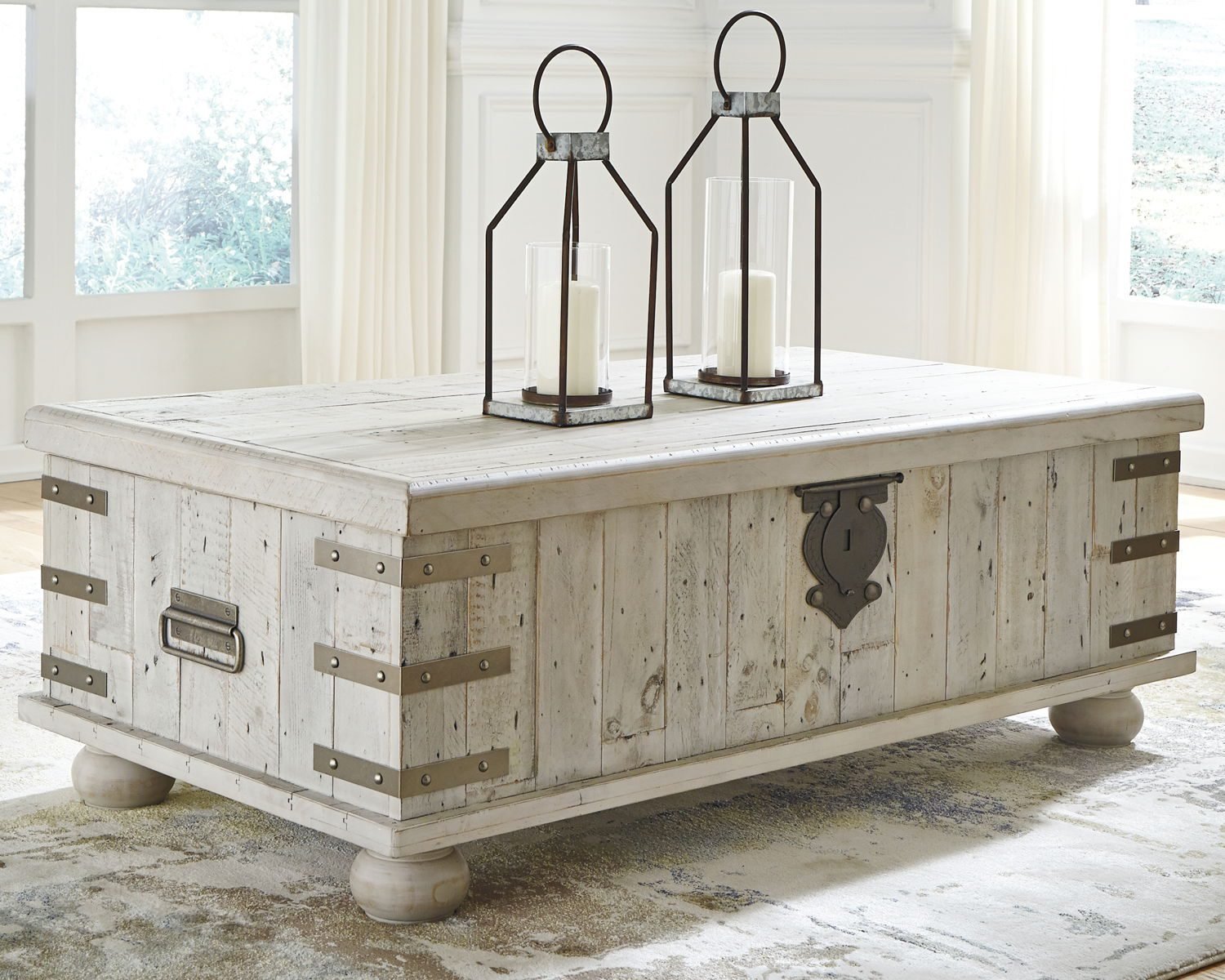Carynhurst - Lift Top Cocktail Table - White Wash Gray - Image 3