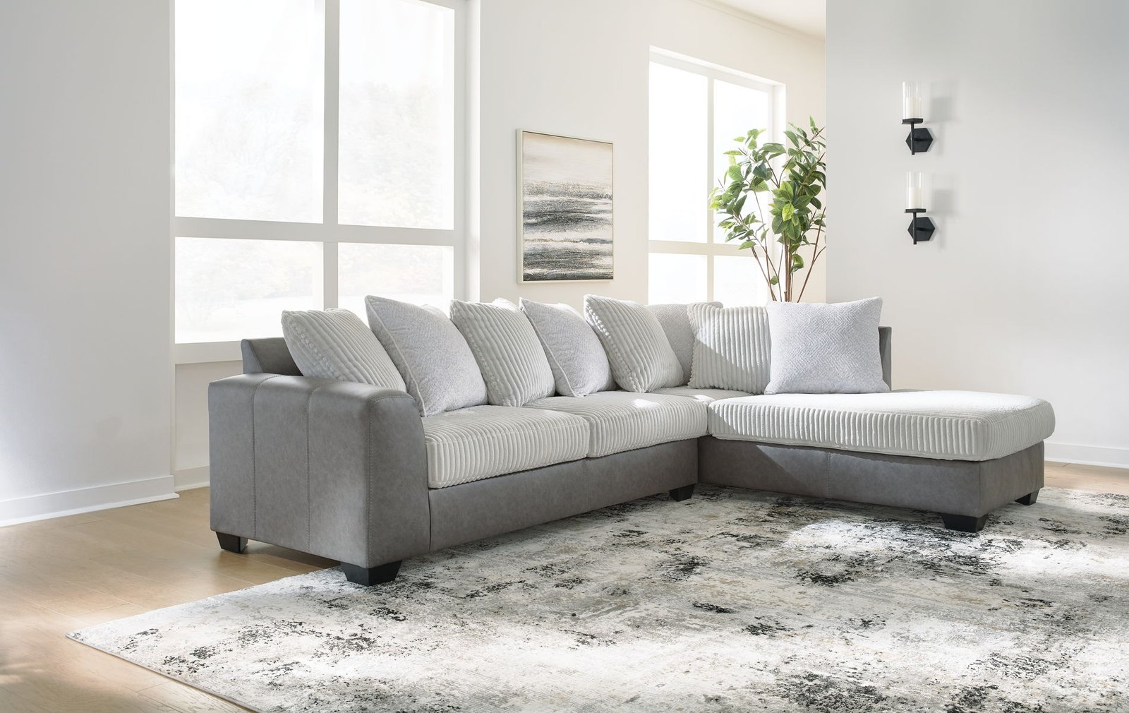 Clairette Court - Sectional - Image 5
