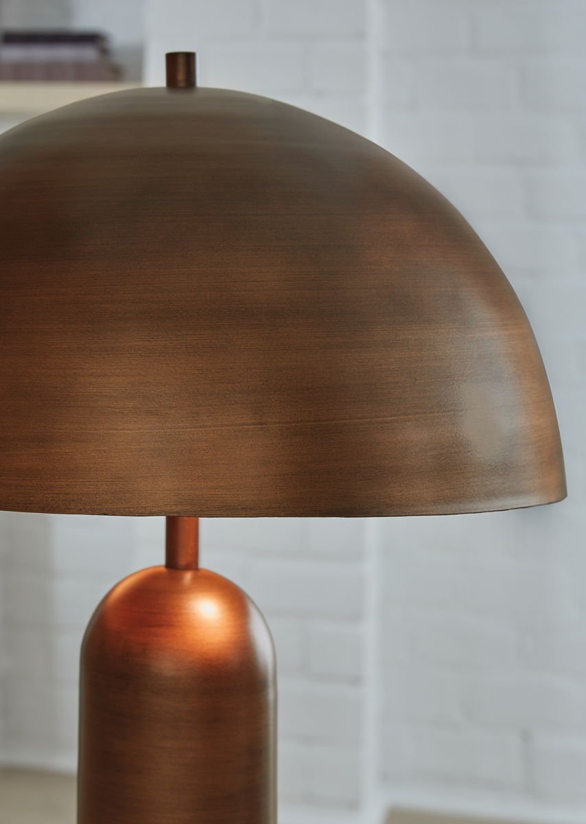 Wendfield - Metal Lamp - Image 3