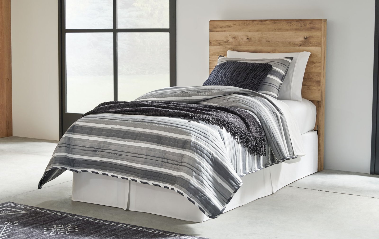 Hyanna - Panel Headboard - Image 10