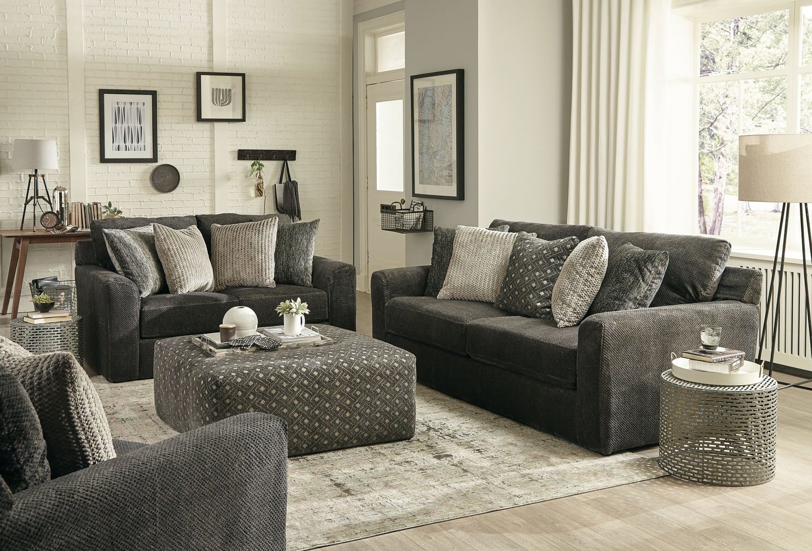 Midwood - Cocktail Ottoman - Image 5