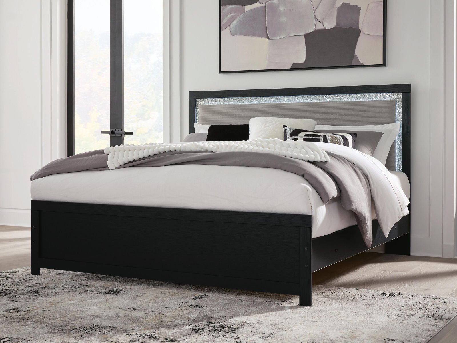 Maeling - Upholstered Panel Bed - Image 9