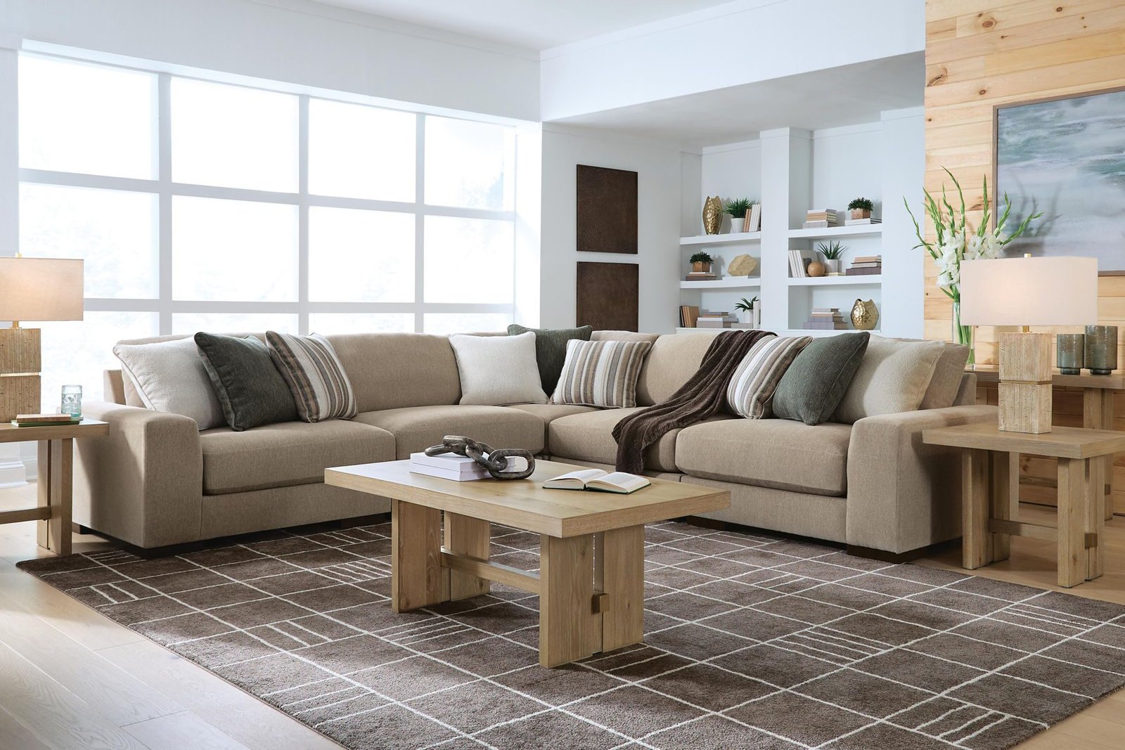 Linenhause - Sectional - Image 2
