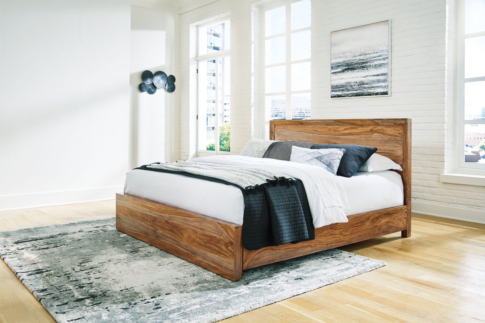 Dressonni - Queen Panel Bed - Brown - Image 3
