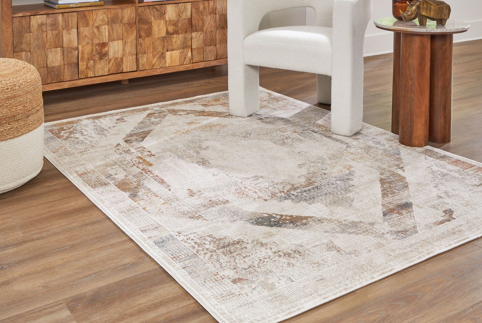 Varnwood - 5' x 7' Rug - Multi - Image 3