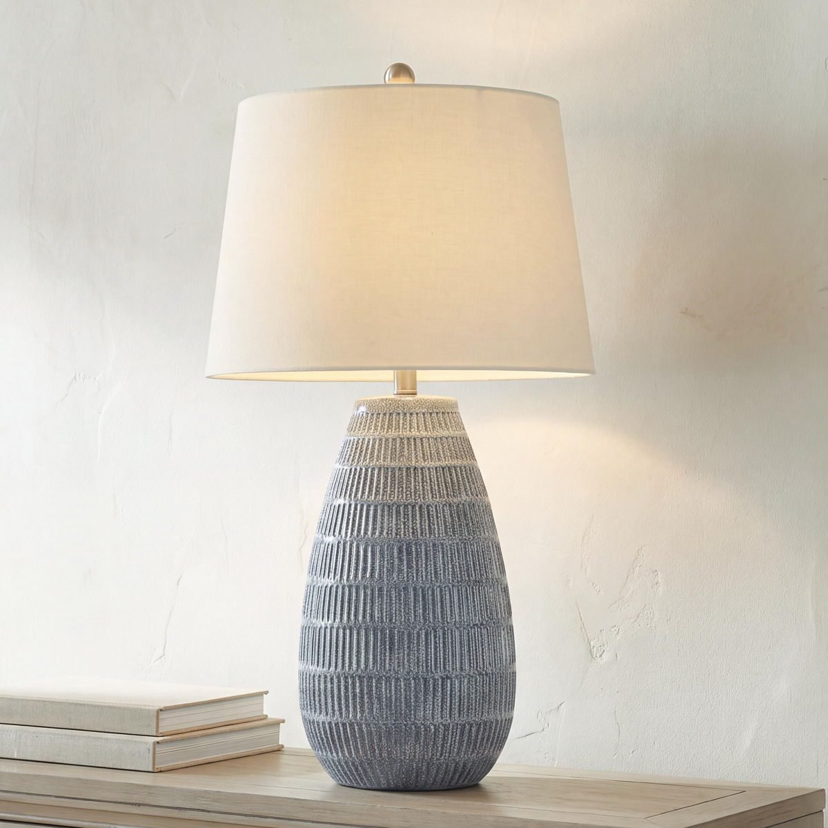 Kaidins - Ceramic Table Lamp - White / Blue - Image 3