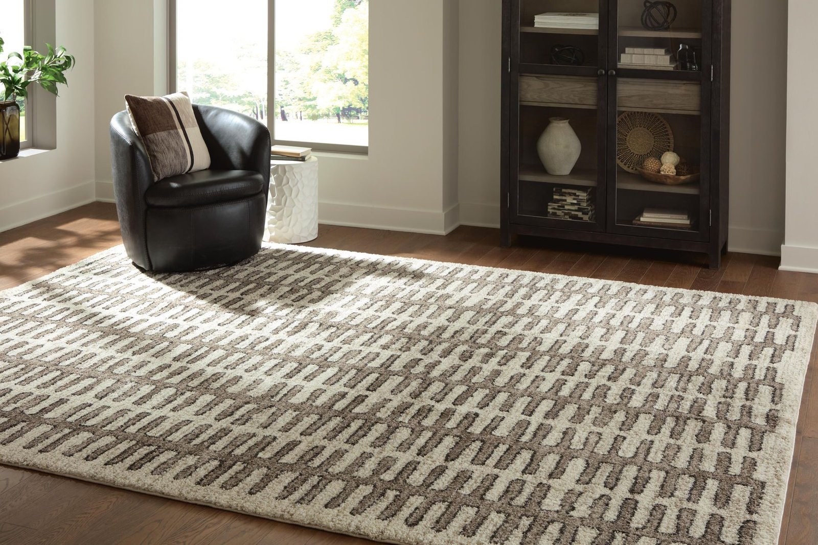 Cartlett - Rug - Image 5
