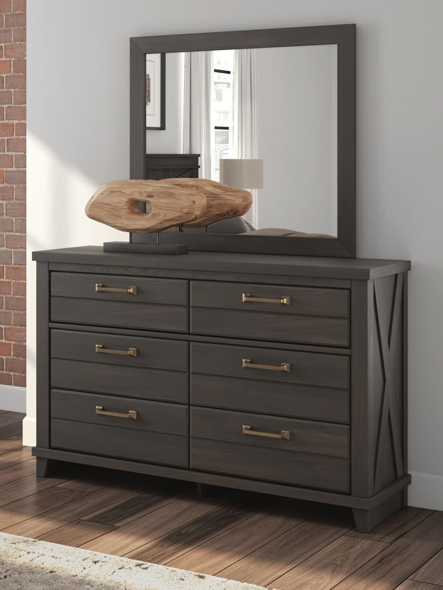 Vonitta Bay - Six Drawer Dresser - Image 4